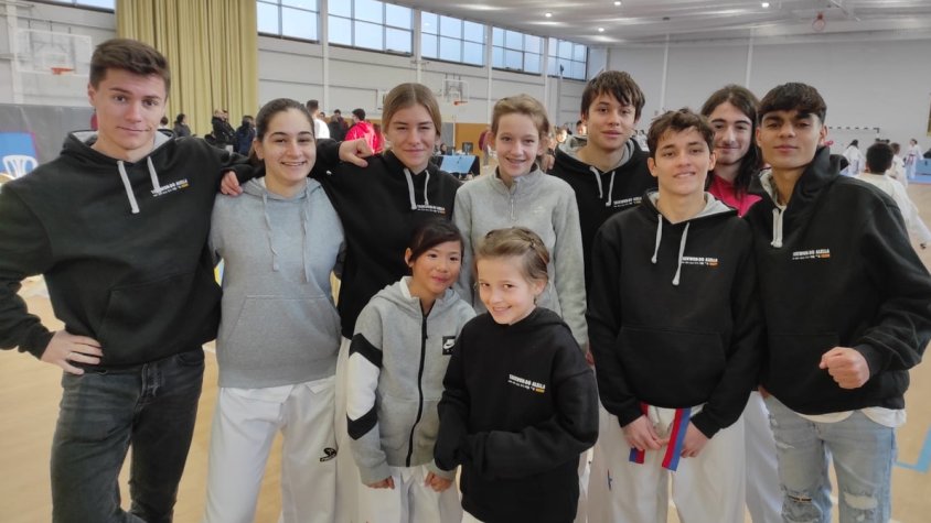 L'equip d'Alella, en acabar la competició