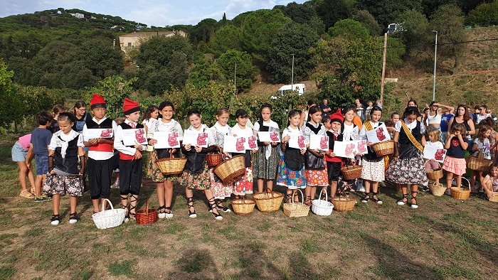 Obertes les inscripcions per ser dames d'honor i hereus a la Festa de la Verema