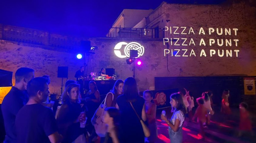Pizza a Punt celebra els seus 20 anys dins la Festa de la Verema