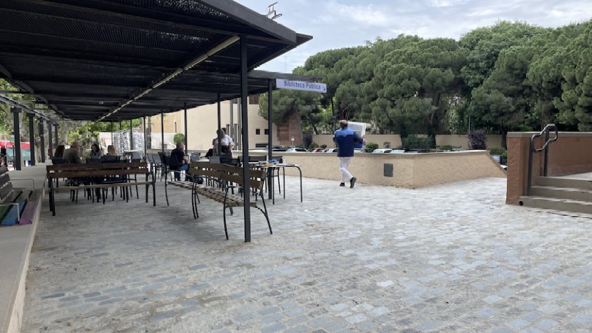 El canvi del paviment del centre urbà aixeca polseguera
