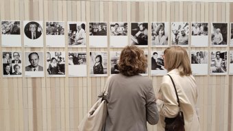 Últim cap de setmana per visitar l’exposició “Els Personatges de la revista Alella, 40 anys de retrats”